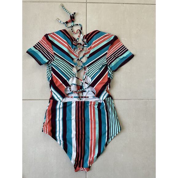 Laundry By Shelli Segal Multicolor Striped One Piece Swimsuit - Picture 6 of 11